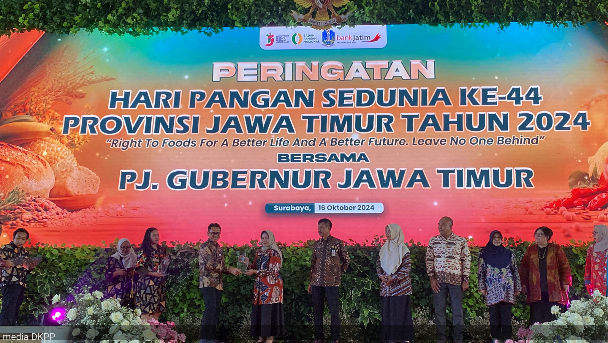 Kabupaten Pasuruan memperoleh tiga penghargaan dalam kegiatan Hari Pangan Sedunia ke-44 di Jawa Timur